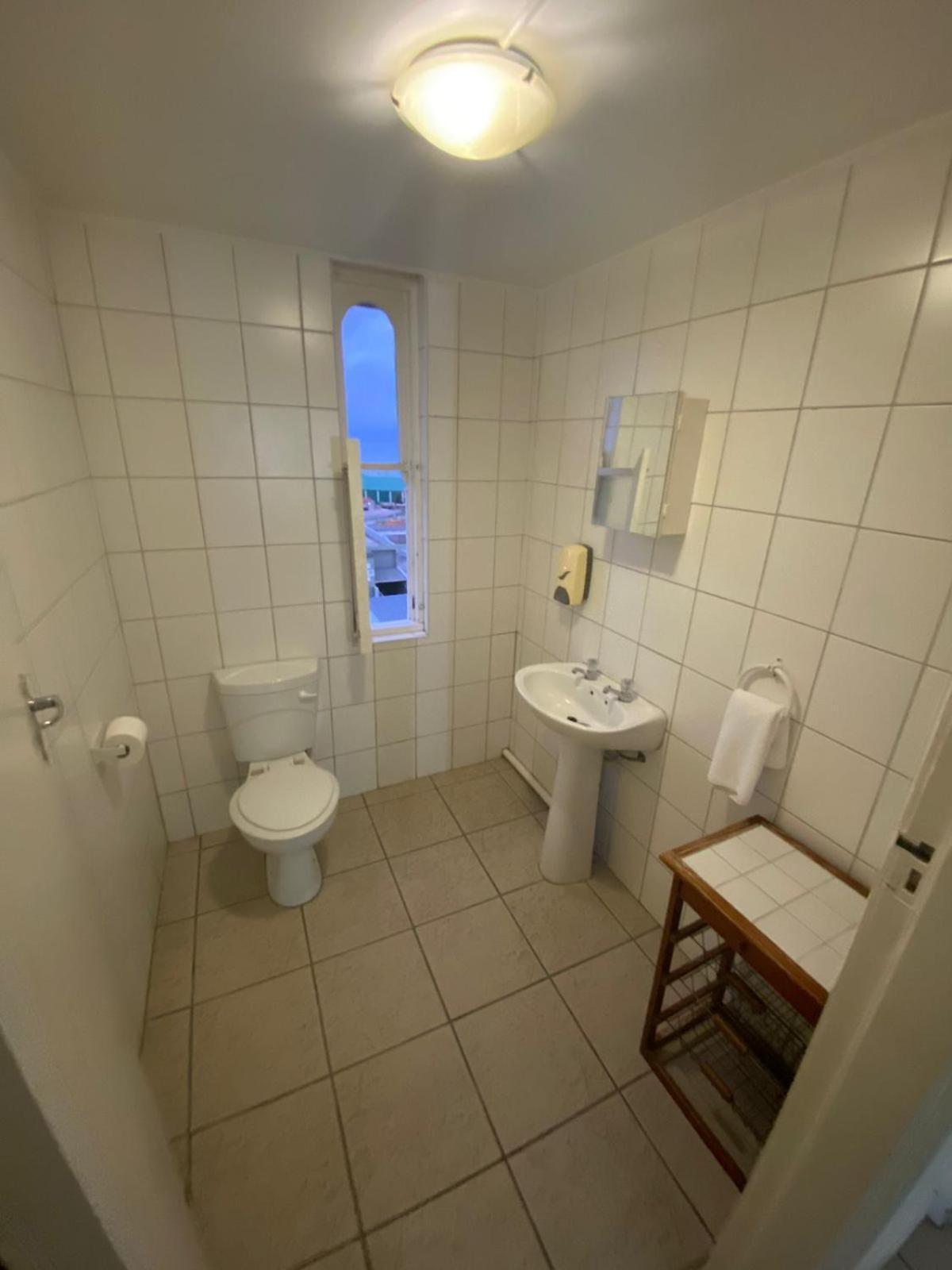Green Door Guesthouse Моссел-Бей Номер фото