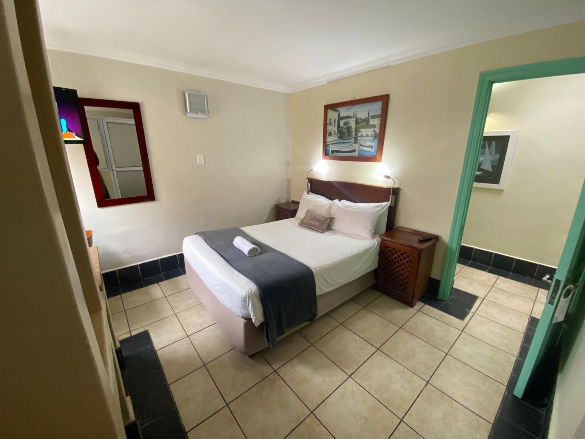 Green Door Guesthouse Моссел-Бей Номер фото