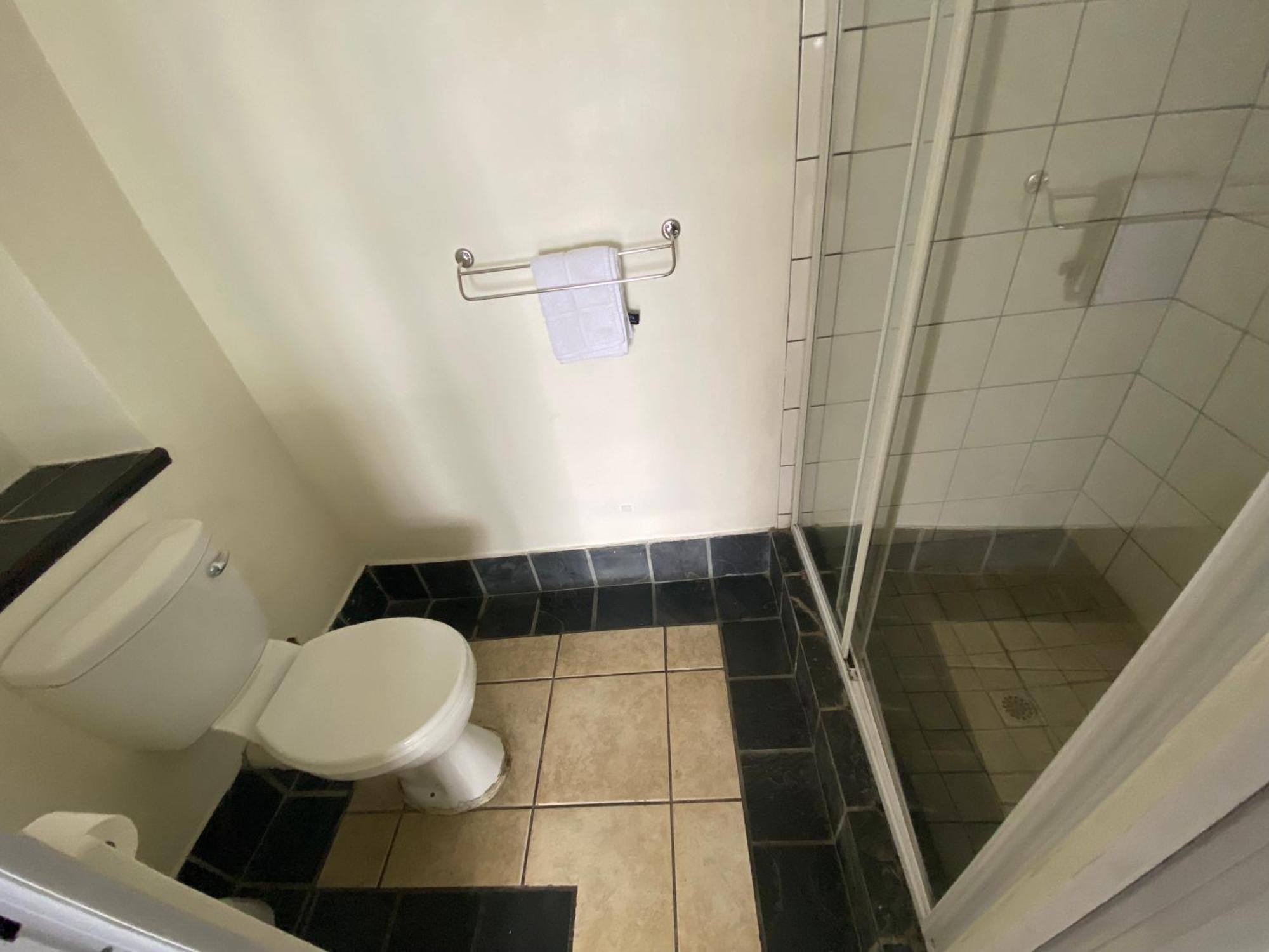 Green Door Guesthouse Моссел-Бей Номер фото