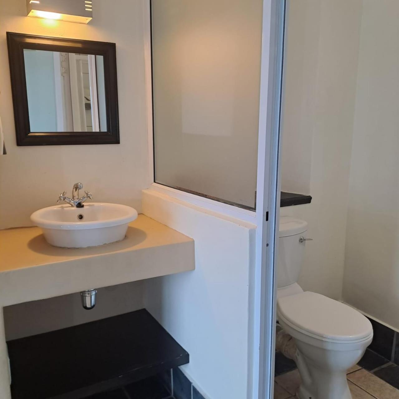Green Door Guesthouse Моссел-Бей Номер фото